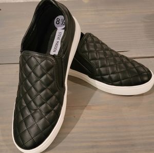 Steve Madden Slip ons